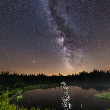 Fotografování noční krajiny a Perseidů na Šumavě